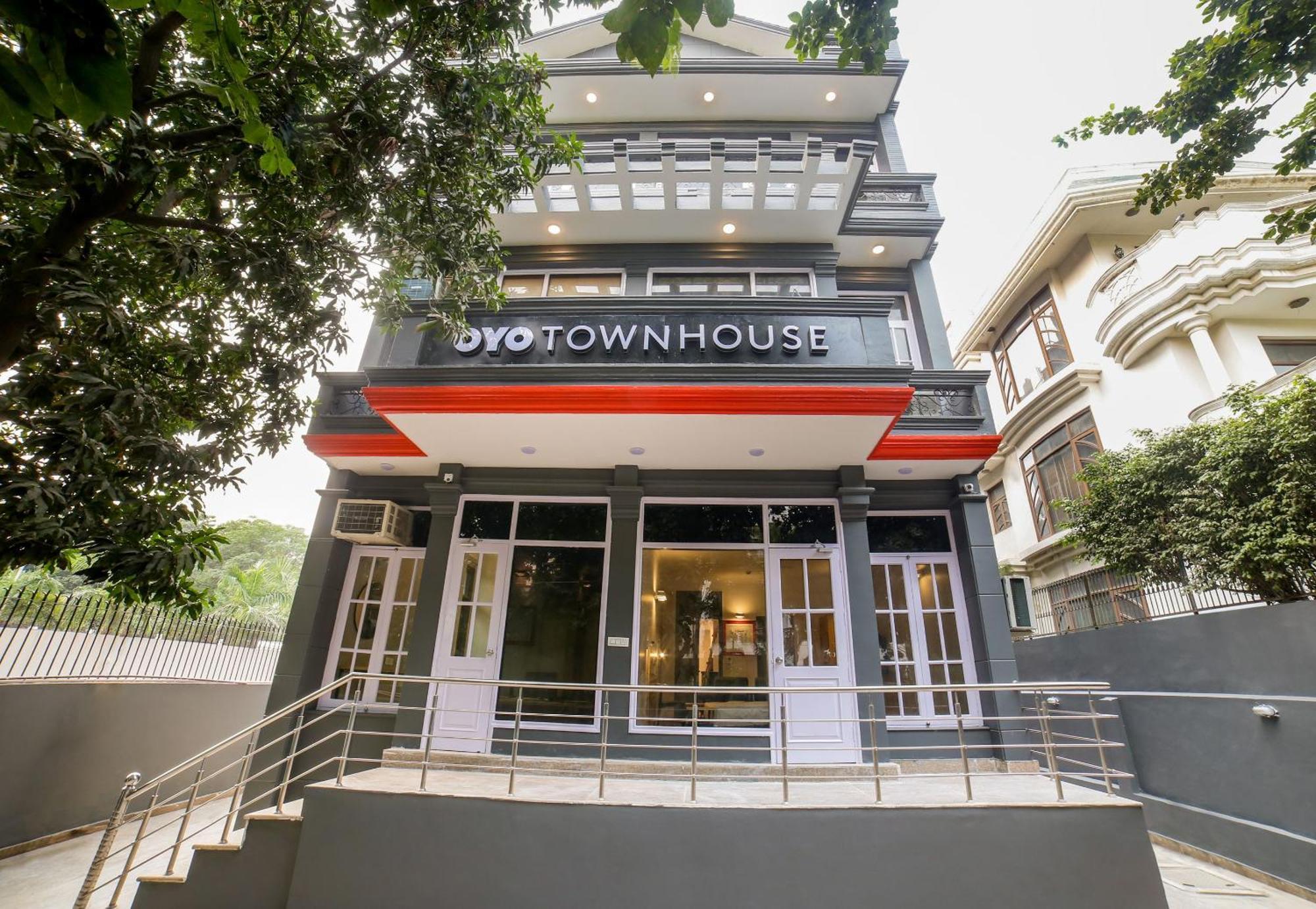 Townhouse 330 Dlf Phase-2 Near Leisure Valley Park Gurgaon Exterior foto
